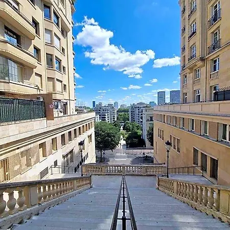 Lägenhet Luxe Parisien, Charme 16e - A 2 Pas Du Trocadero